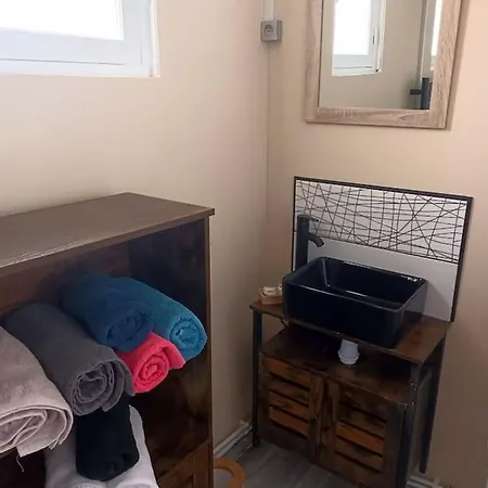 Σπίτι διακοπών Maison Charmante A Avec Jardin Privatif *